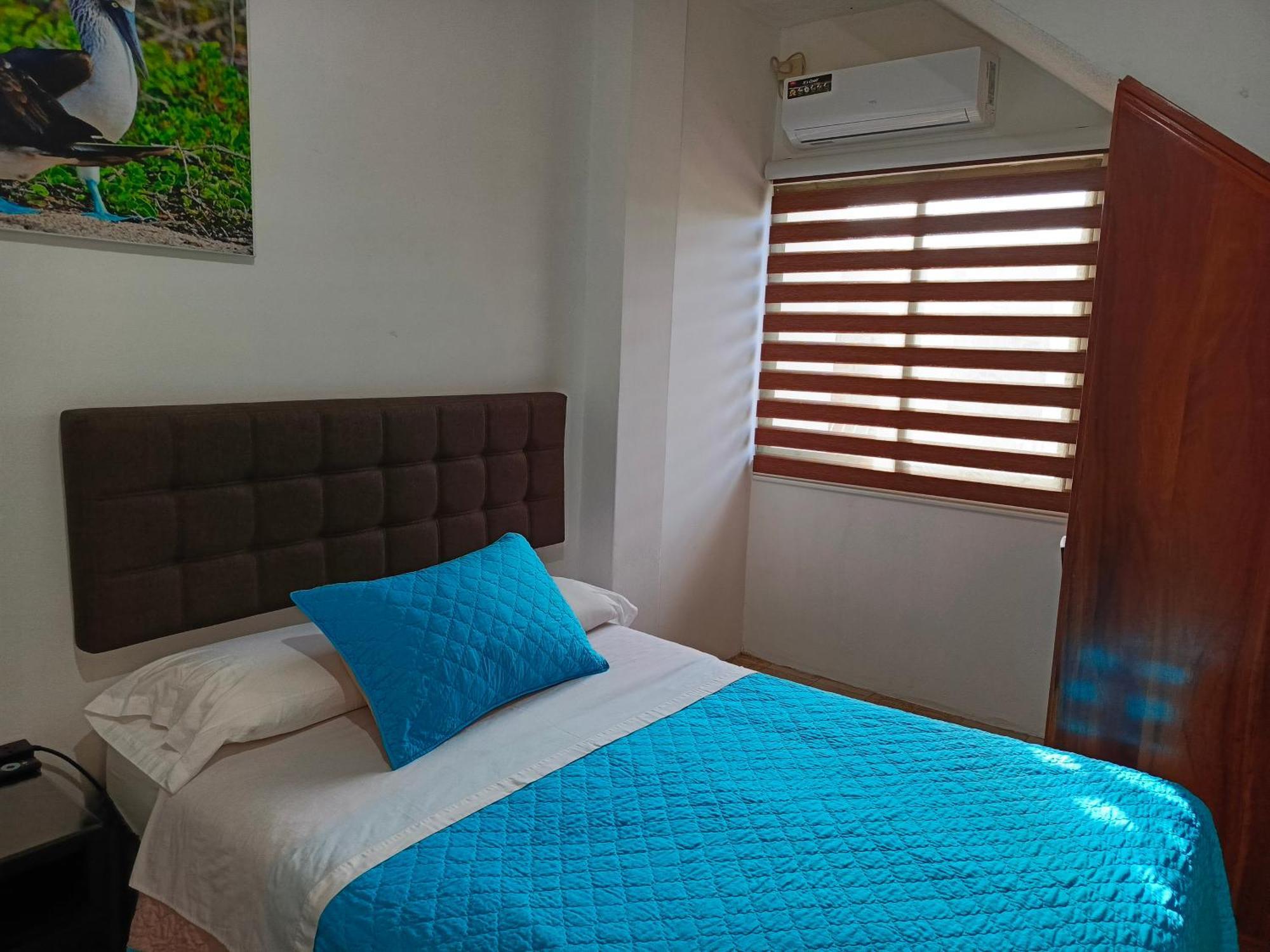 Teresita'S House Suites Con Cocina Privada Puerto Baquerizo Moreno Exterior photo